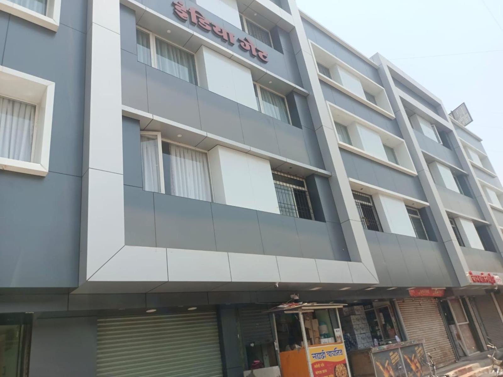 Hotel India Gate Narhe, بونة المظهر الخارجي الصورة