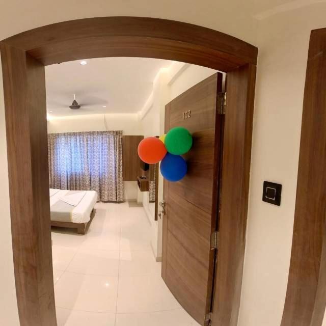 Hotel India Gate Narhe, بونة المظهر الخارجي الصورة