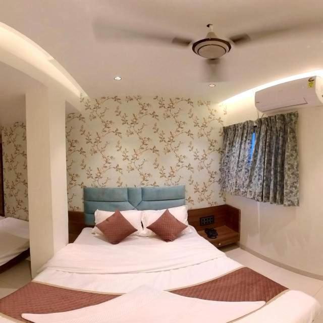 Hotel India Gate Narhe, بونة المظهر الخارجي الصورة