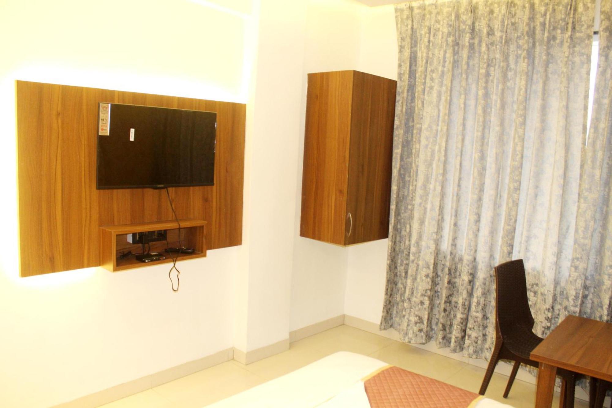 Hotel India Gate Narhe, بونة المظهر الخارجي الصورة